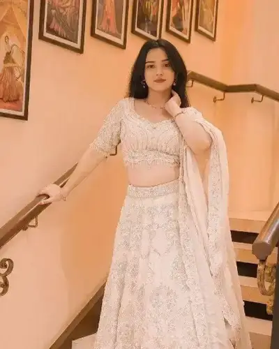 Escort Service In Jhunjhunu
